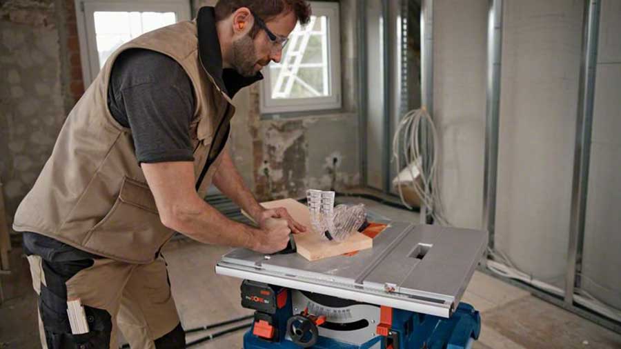 Scie à table professionnelle sans fil Biturbo GTS 18V-216 Bosch Scie à table professionnelle sans fil Biturbo GTS 18V-216 Bosch